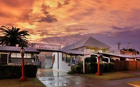 Emerald Central Hotel Official